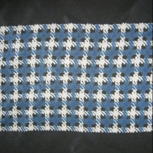 ❤️CHRISTIAN DIOR XL 56 x 54 Navy Pink Runway Silk Scarf Piano Shawl Wrap - Picture 7 of 8